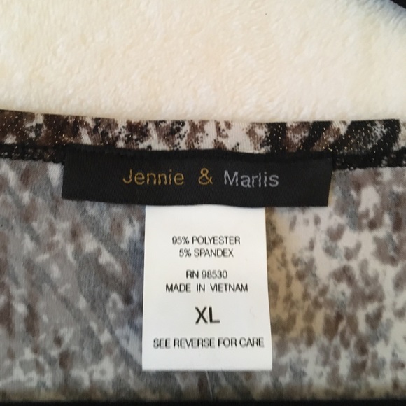 Cowel neck shell - Picture 3 of 5